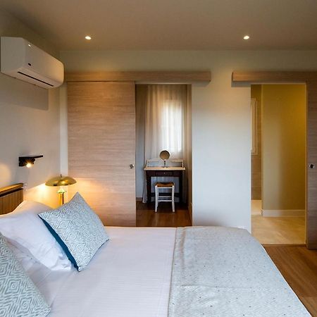 Swim Lodge Hotel Piscine Privee Ou Jacuzzi Prive بورتو فيكشْيو المظهر الخارجي الصورة